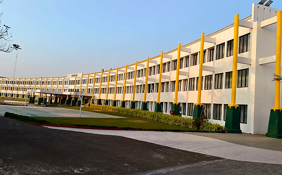 Fravashi Academy Nashik — Institutional Painting