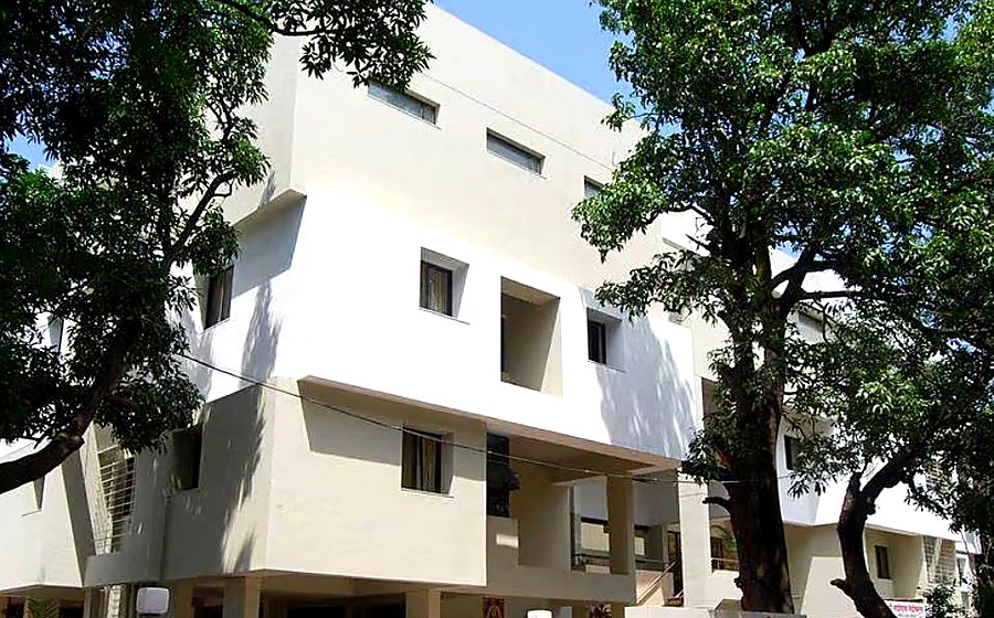 Sai Baba Hospital, Fravashi Academy — Shreya Painting Works